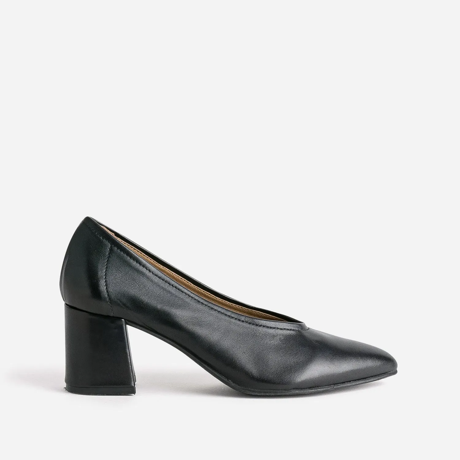Escarpin noir en cuir à décolleté couvrant - Escarpins Femme | ERAM